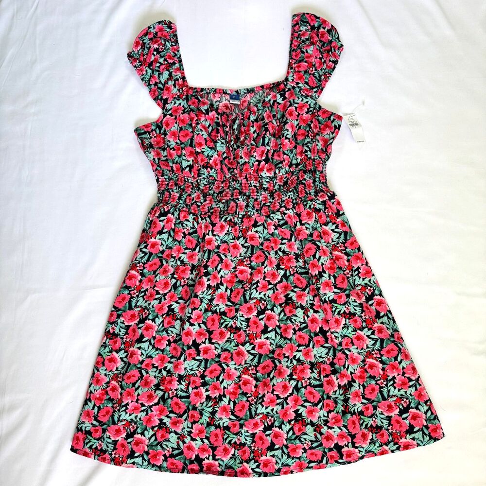 NWT Old Navy Floral Print Mini Babydoll Style Smocked Dress Women's Size Medium